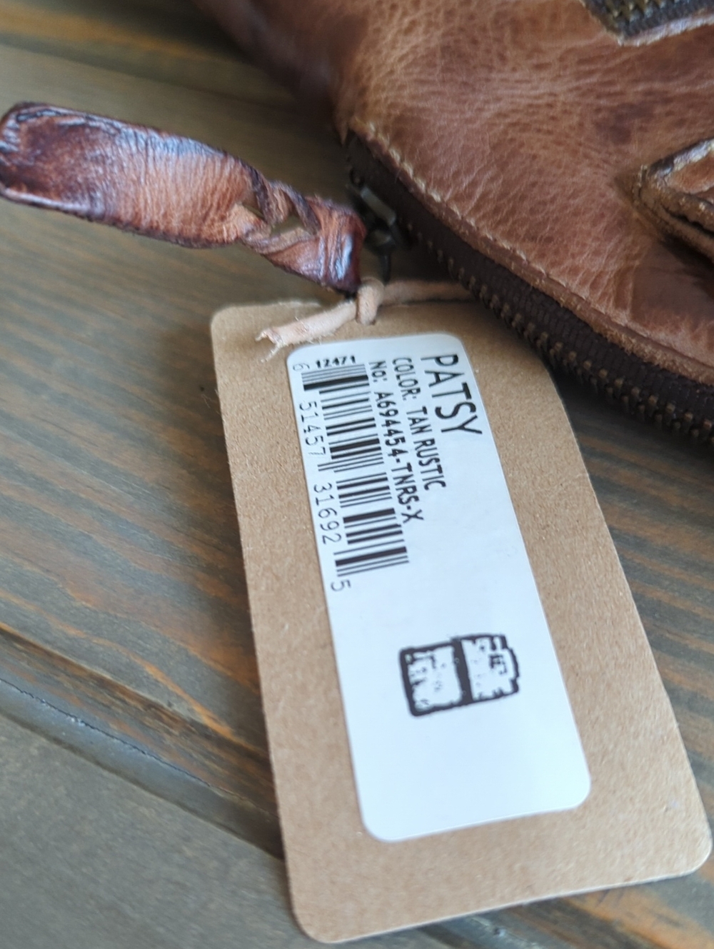 Bed|Stu “Patsy” Leather Backpack – Tan Rustic – Handcrafted & Gorgeous - Picture 12 of 13